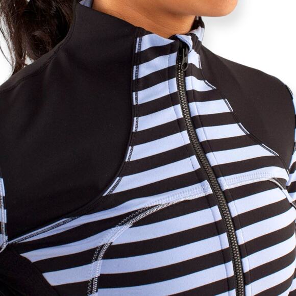 Lululemon | Size 6 | Forme Jacket Sea Stripe Polar Haze Full-Zip Sweatshirt - Picture 3 of 12